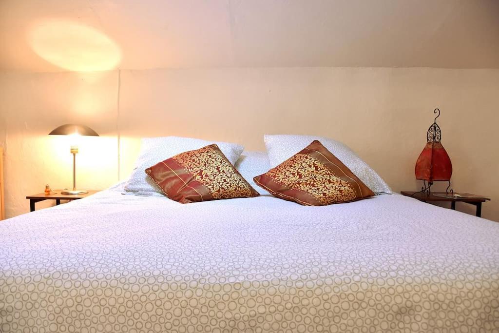 Lovely Flat In The Heart Of The Medieval City 耶尔 外观 照片