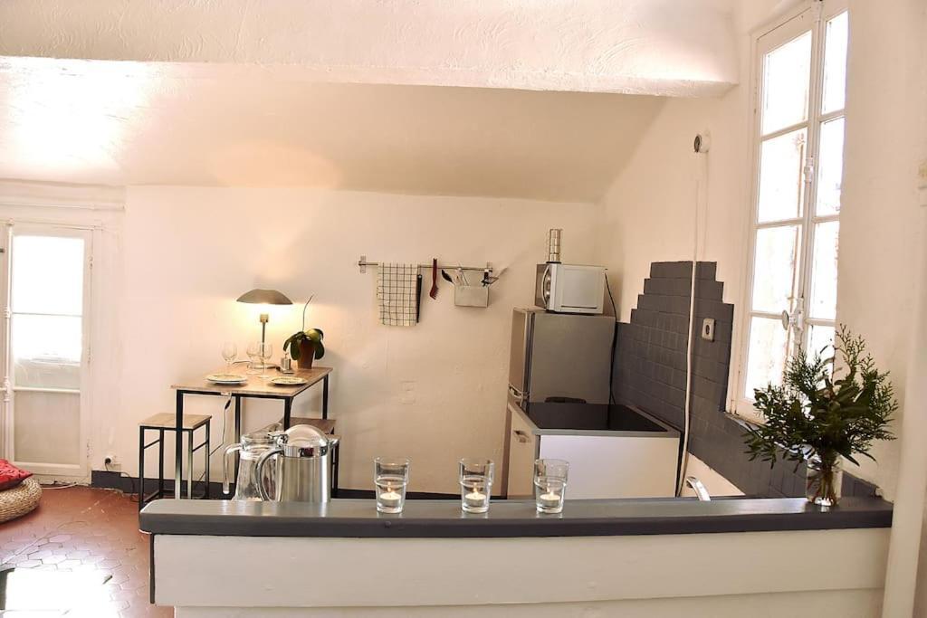 Lovely Flat In The Heart Of The Medieval City 耶尔 外观 照片